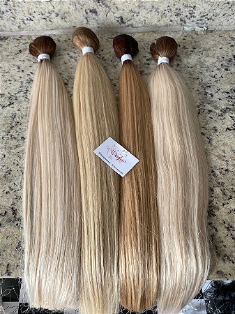 Como Disfarçar Cabelos Brancos com a Técnica da Raiz Esfumada