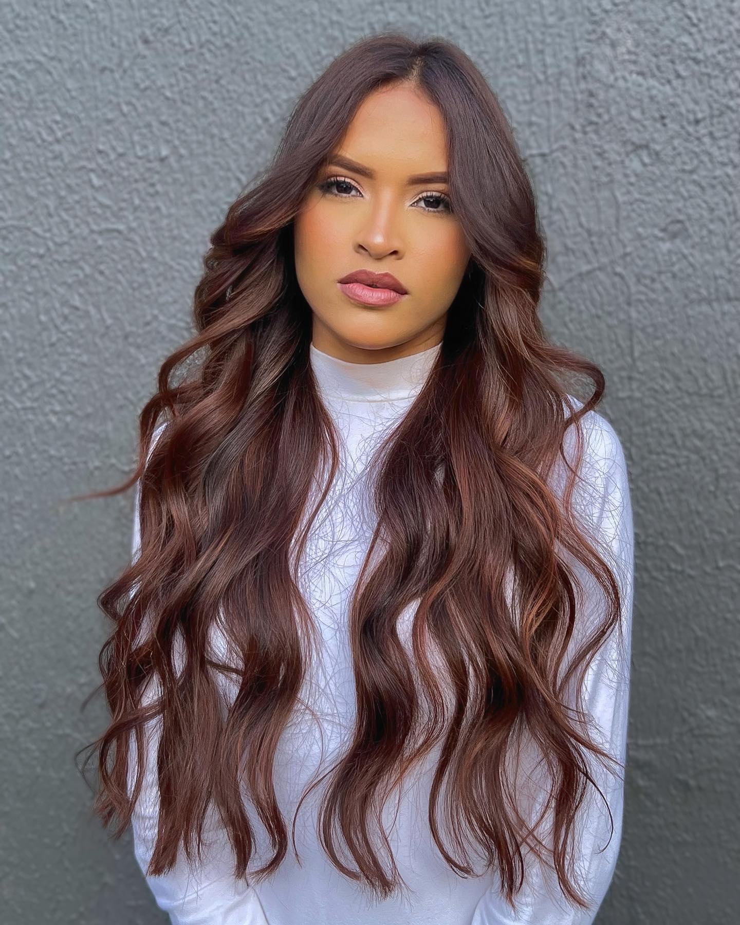 cabelos longos castanhos