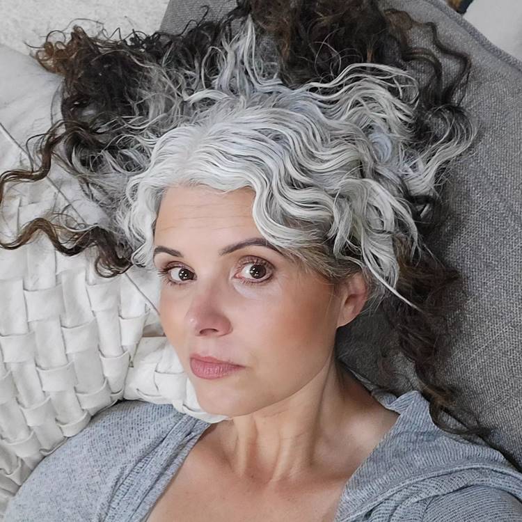 Guia Completo de Matizadores para Cabelos Prateados: Escolha o Seu!