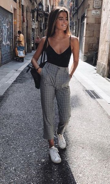 calça alfaiataria feminina com tênis