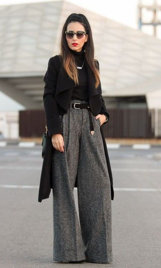 calça pantalona nude