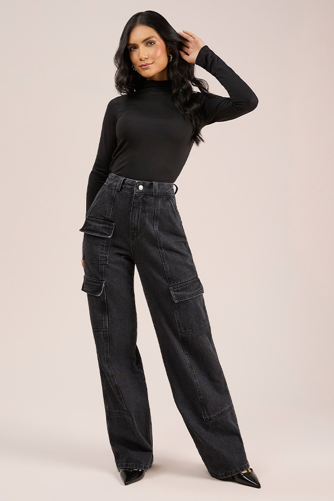 Calça Cargo Jeans: Da Origem Militar à Tendência Fashion de Luxo