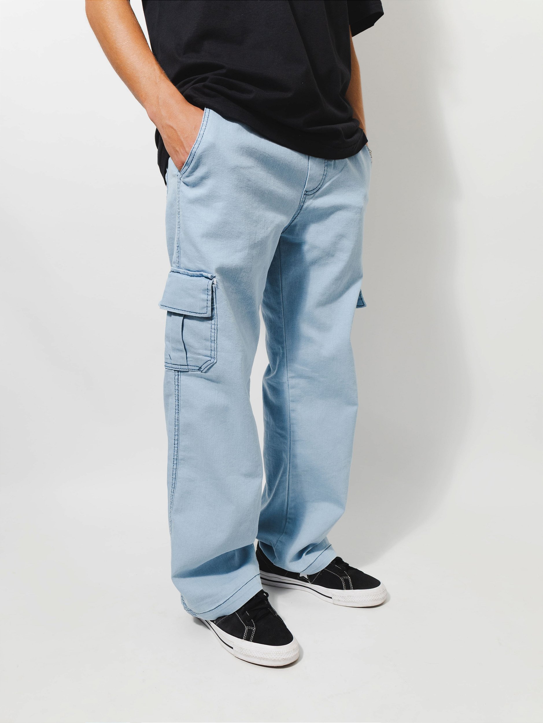 Calça Cargo Jeans Feminina: Modelos Wide Leg