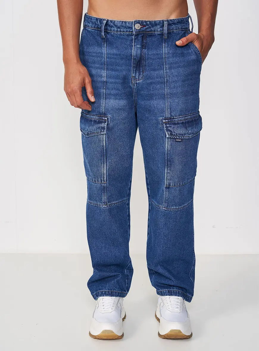 Guia Completo: Como Combinar sua Calça Cargo Jeans para Qualquer Ocasião
