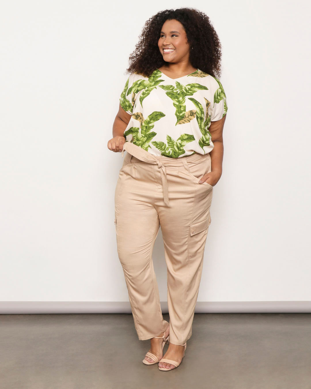 calça cargo plus size wide leg