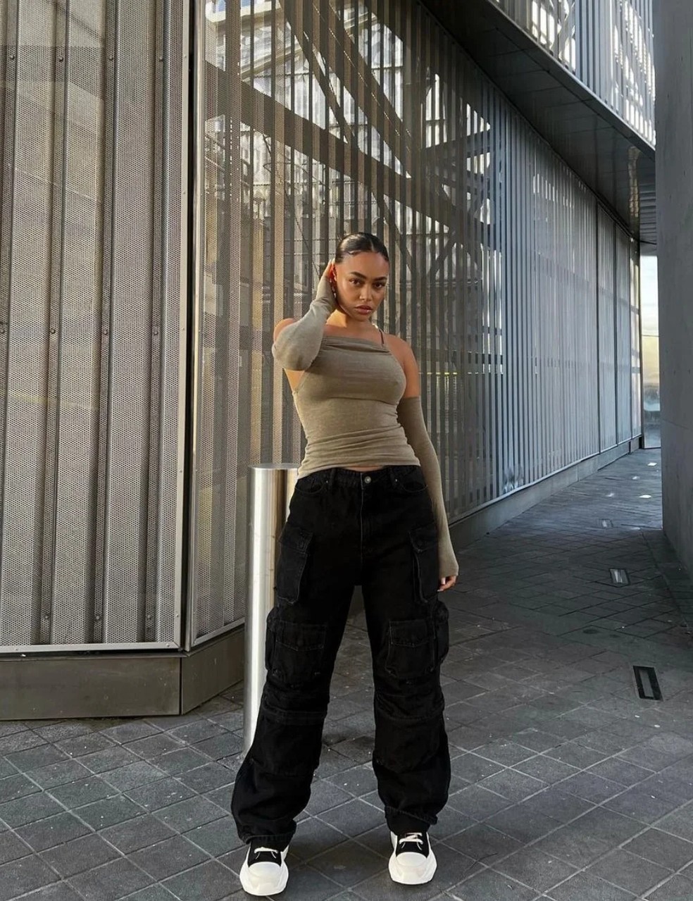 calça cargo preta jeans streetwear