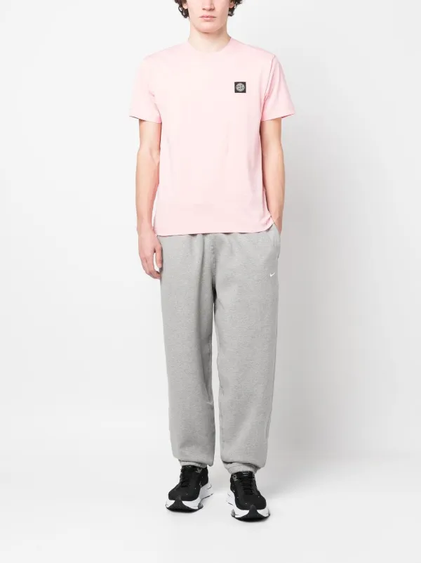 calça moletom nike com tênis