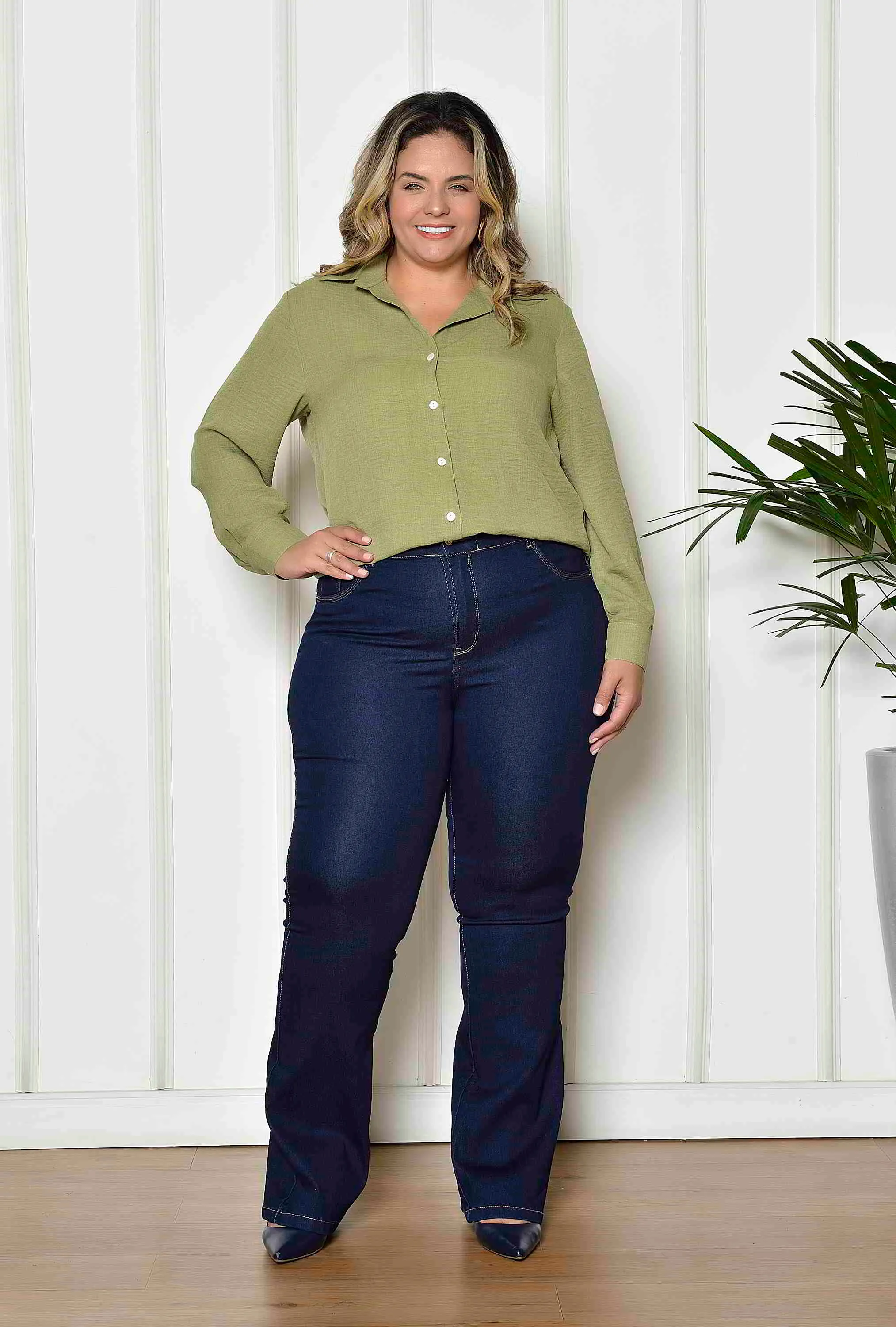 calça jeans plus size preta