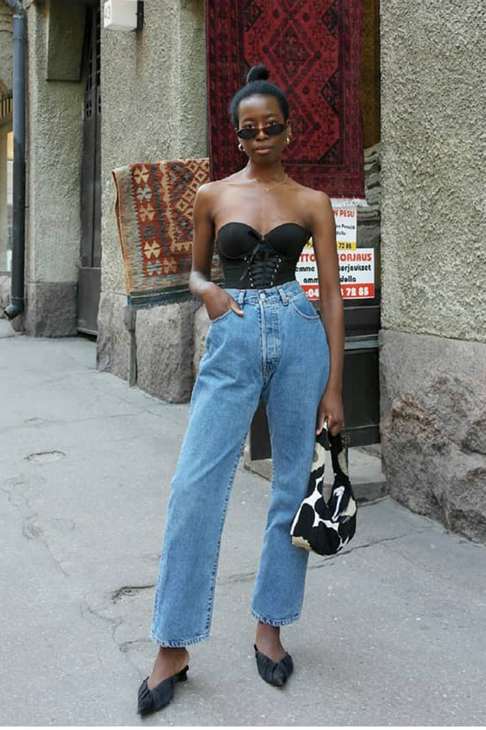 Calça jeans reta feminina escura