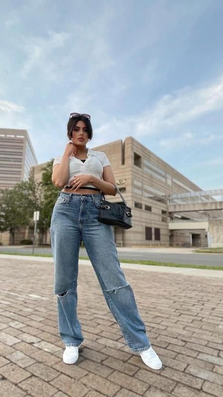 Calça jeans reta ampla