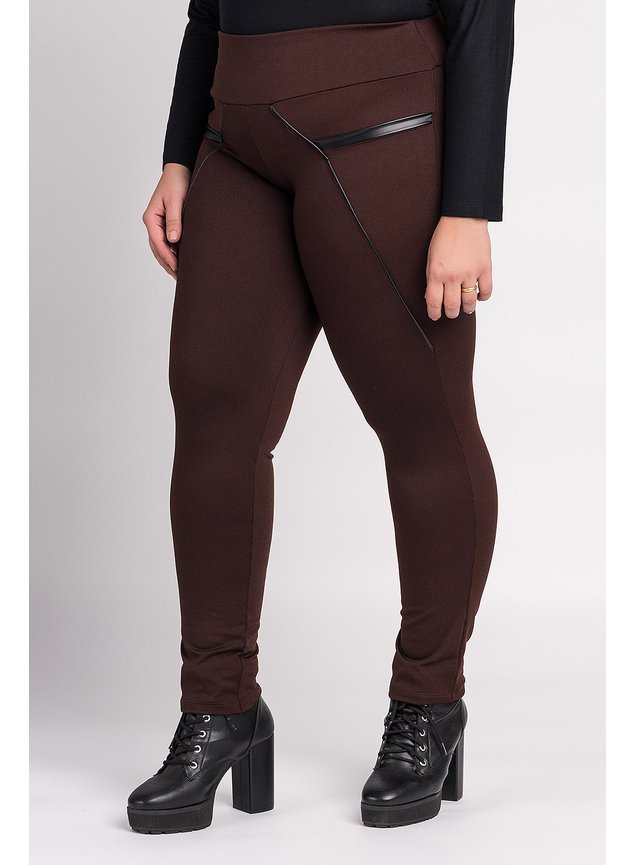 calça montaria marrom e bota