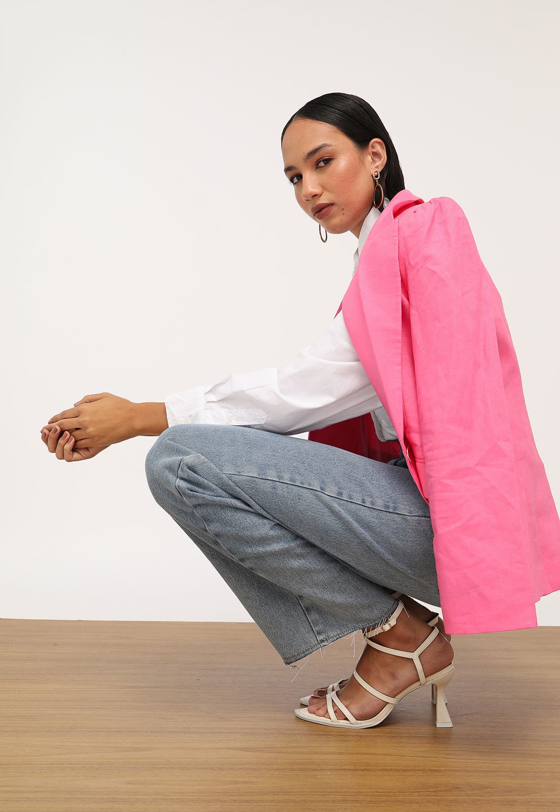 calça bege morena rosa
