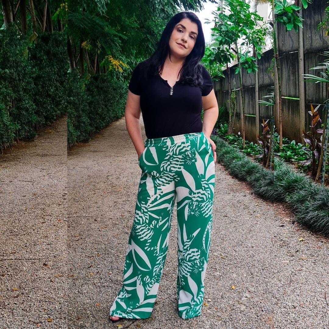 calça pantalona estampada animal print