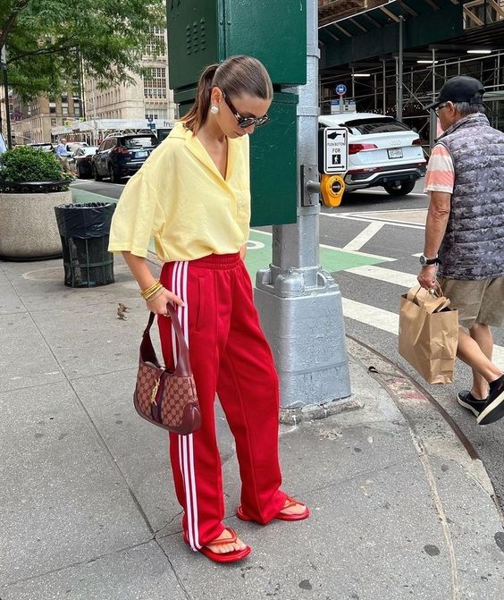 tendência calça adidas feminina 2026
