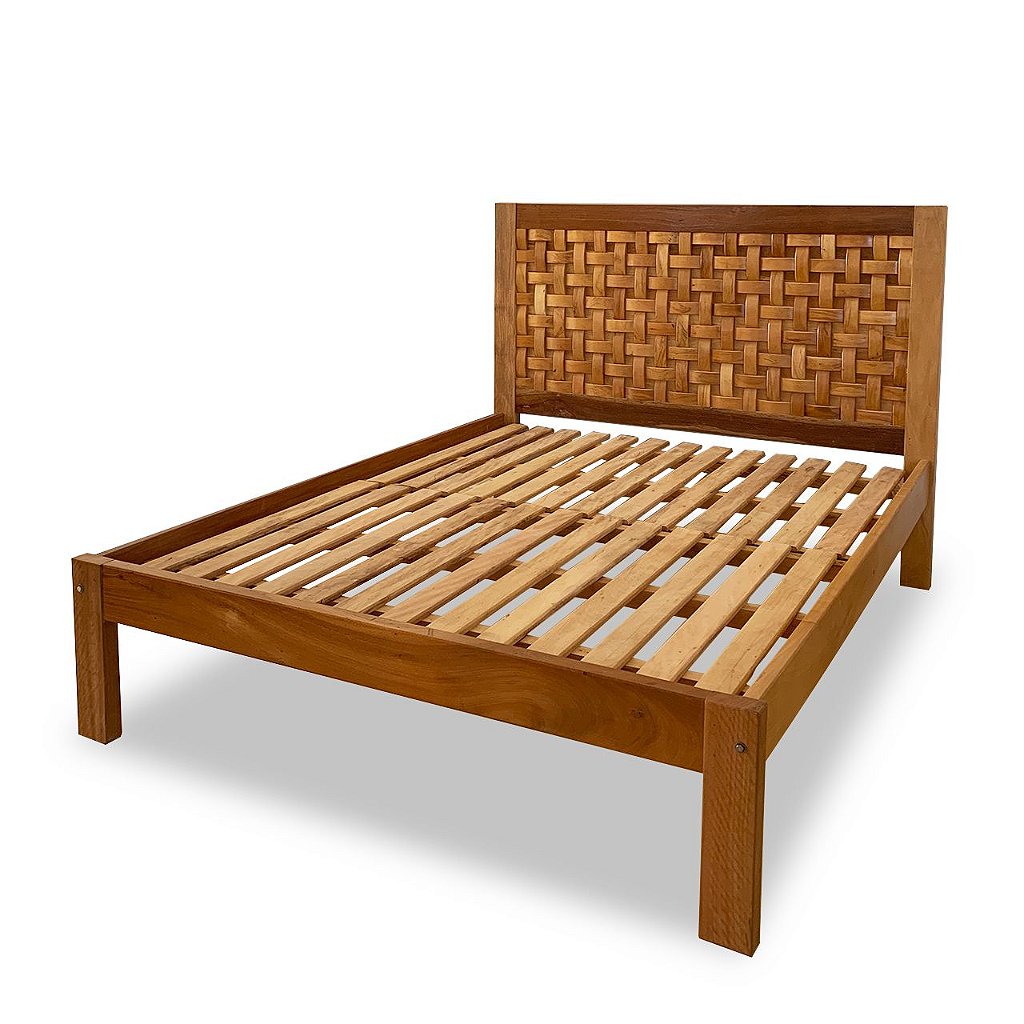 Cama com cabeceira rústica casal