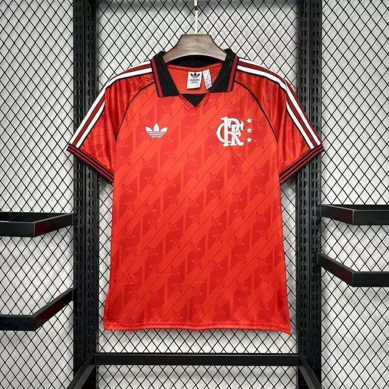 Camisa do Flamengo vermelha com bermuda