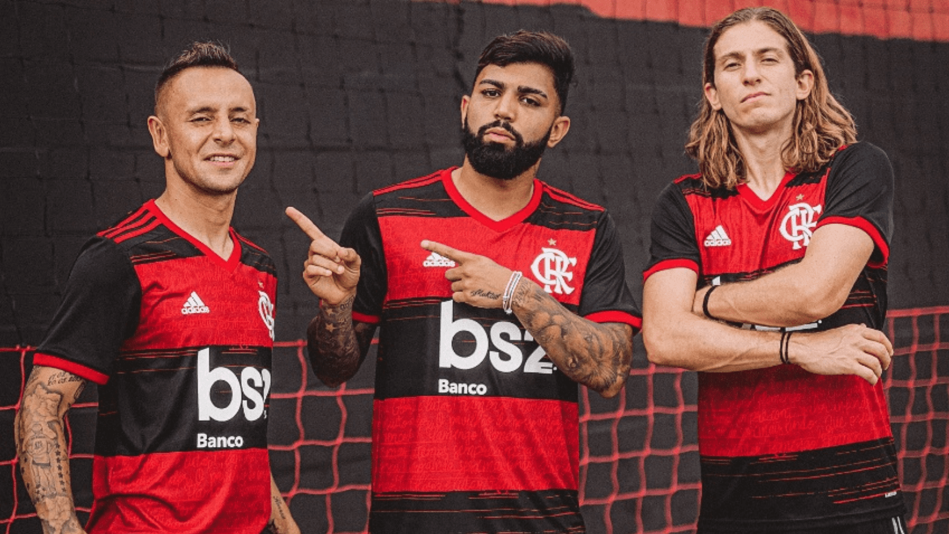 Como usar camisa do Flamengo vermelha