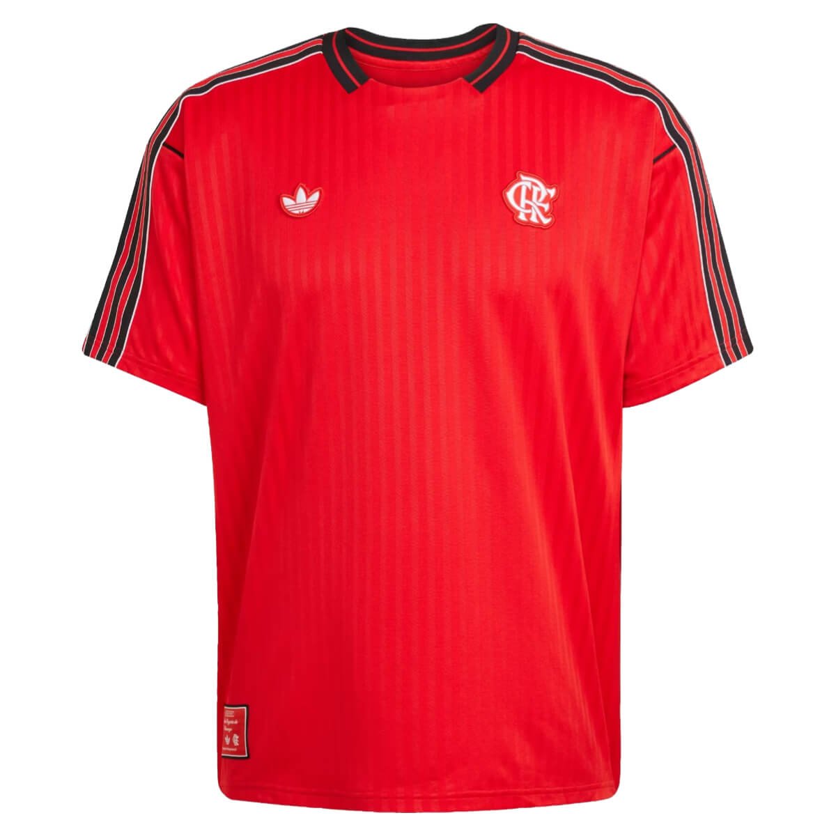 Camisa do Flamengo vermelha com calça jeans