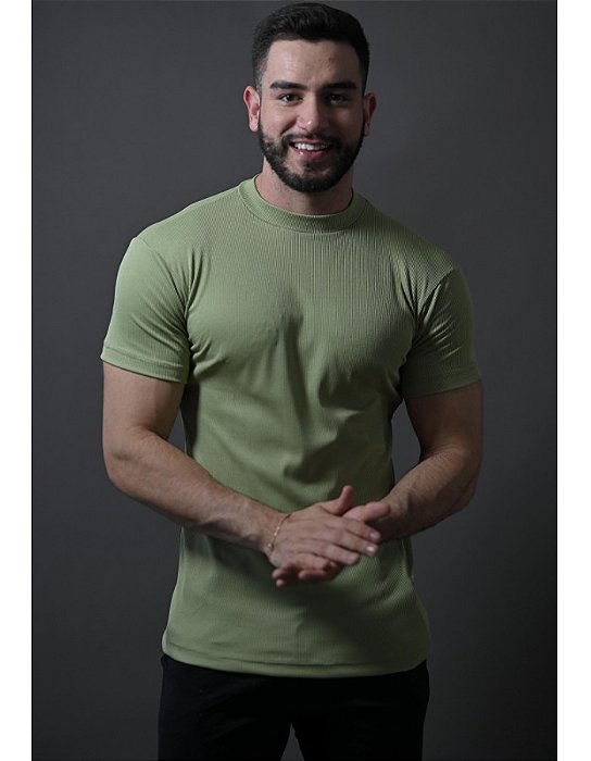 camisa verde oliva outfit mulheres