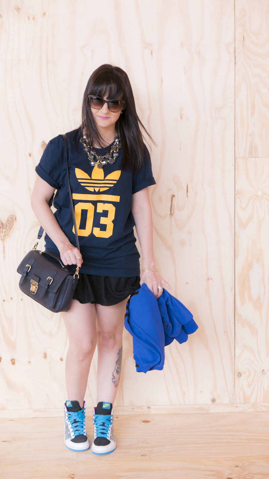 camiseta adidas originals feminina com short