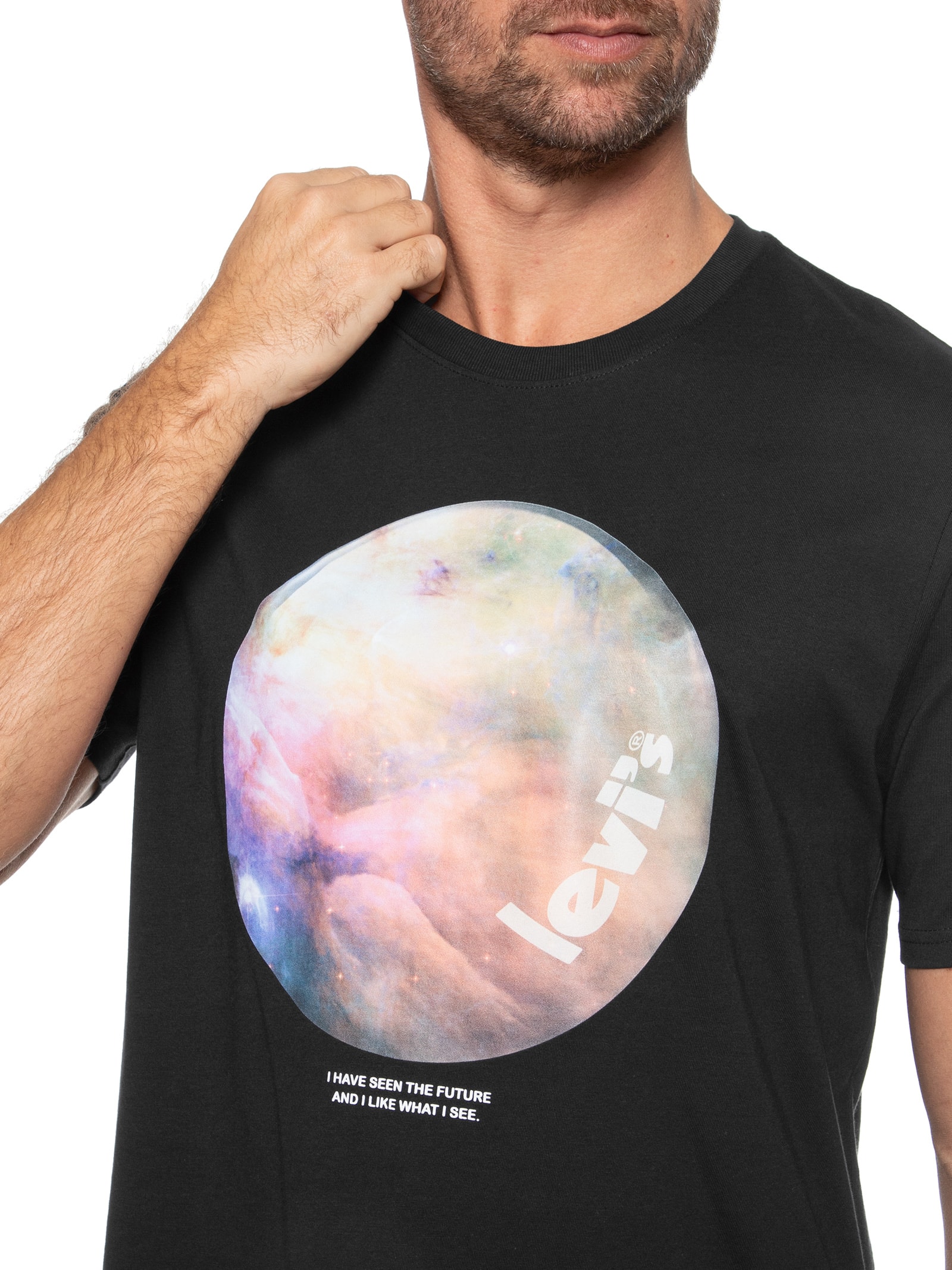 tendências moda 2026 camiseta levis