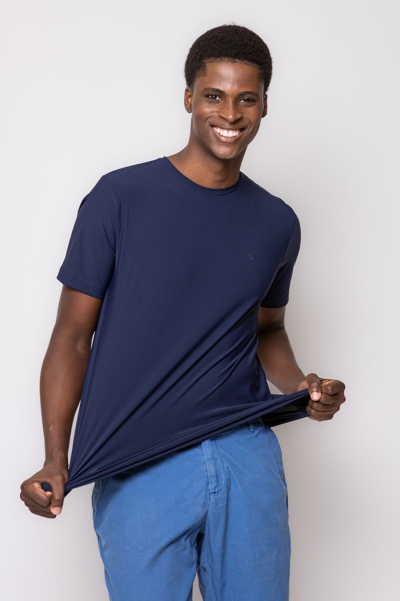 Camiseta Slim com Elastano