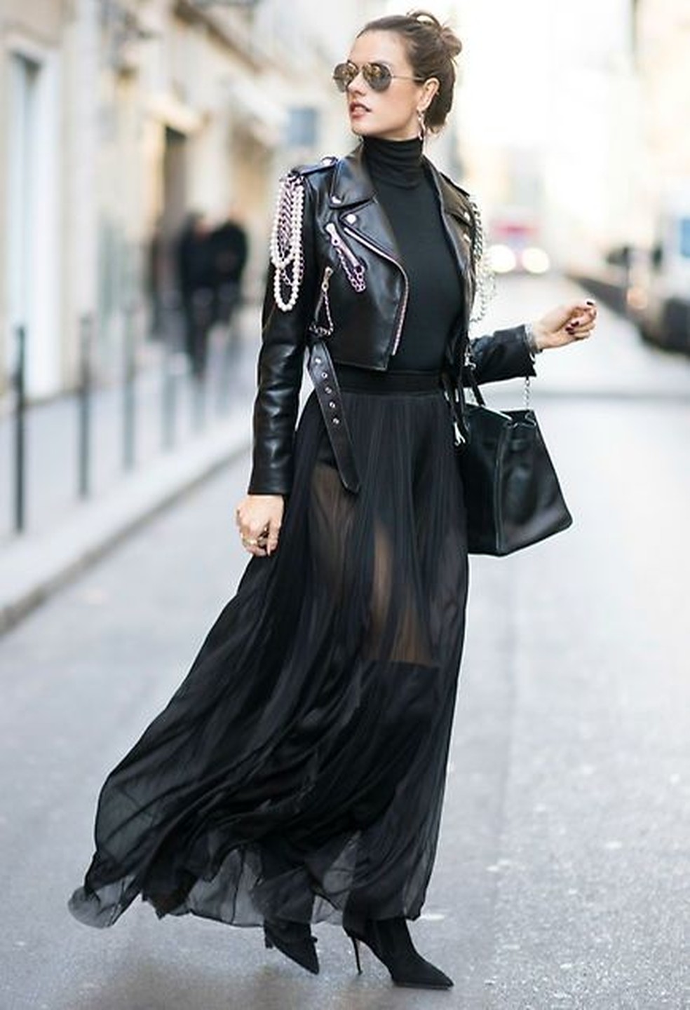 casaco de couro feminino looks