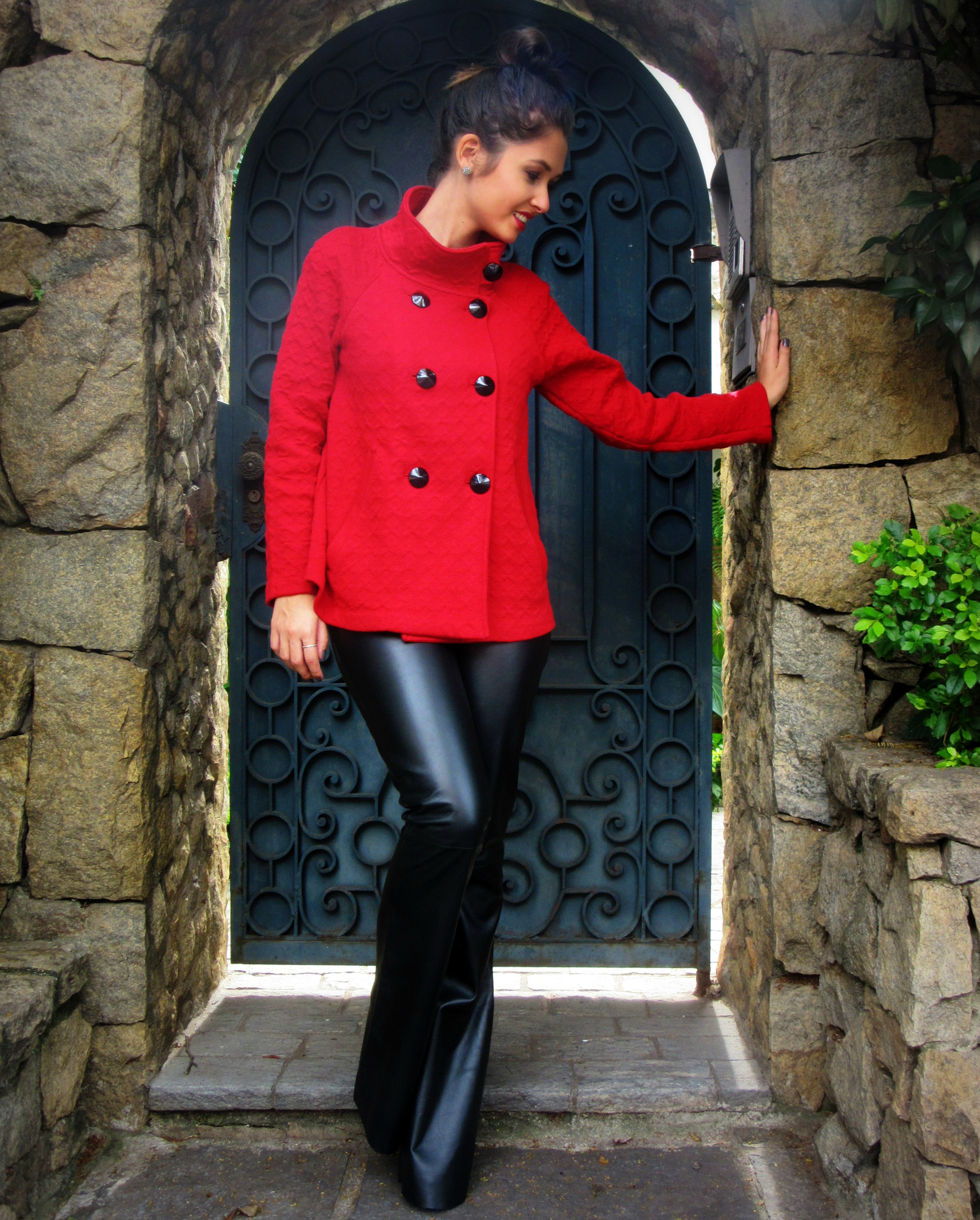 casaco vermelho casual