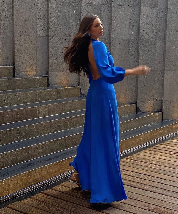 Tendências de Tecidos e Cortes para Vestidos de Casamento em 2025 (Cerimônias de Entardecer)