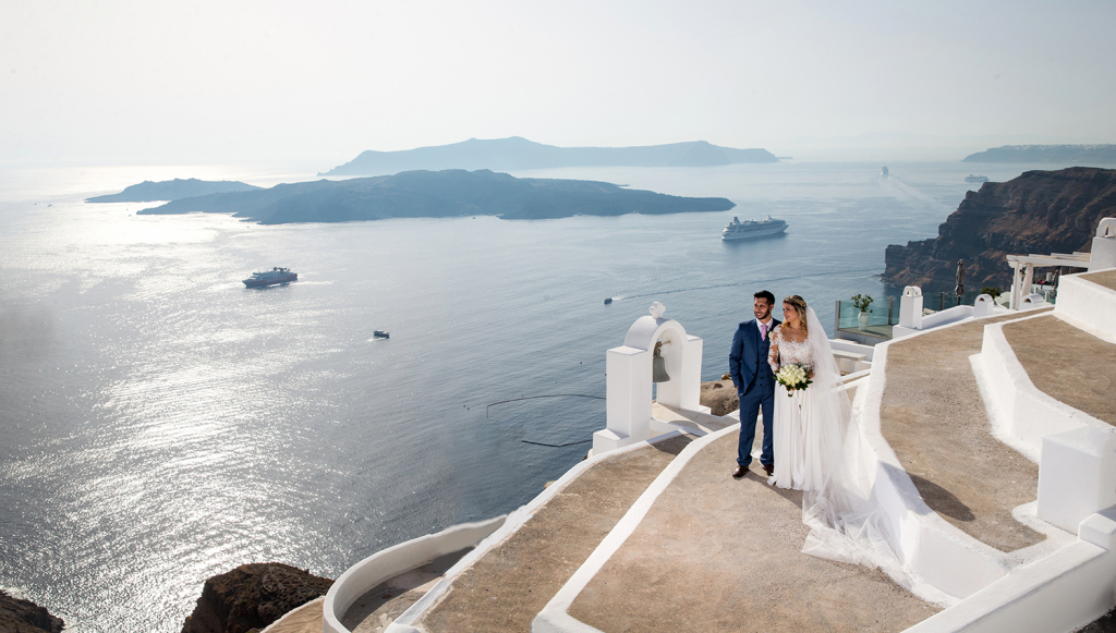 Descubra as Tradições Mais Encantadoras de um Casamento Grego Autêntico