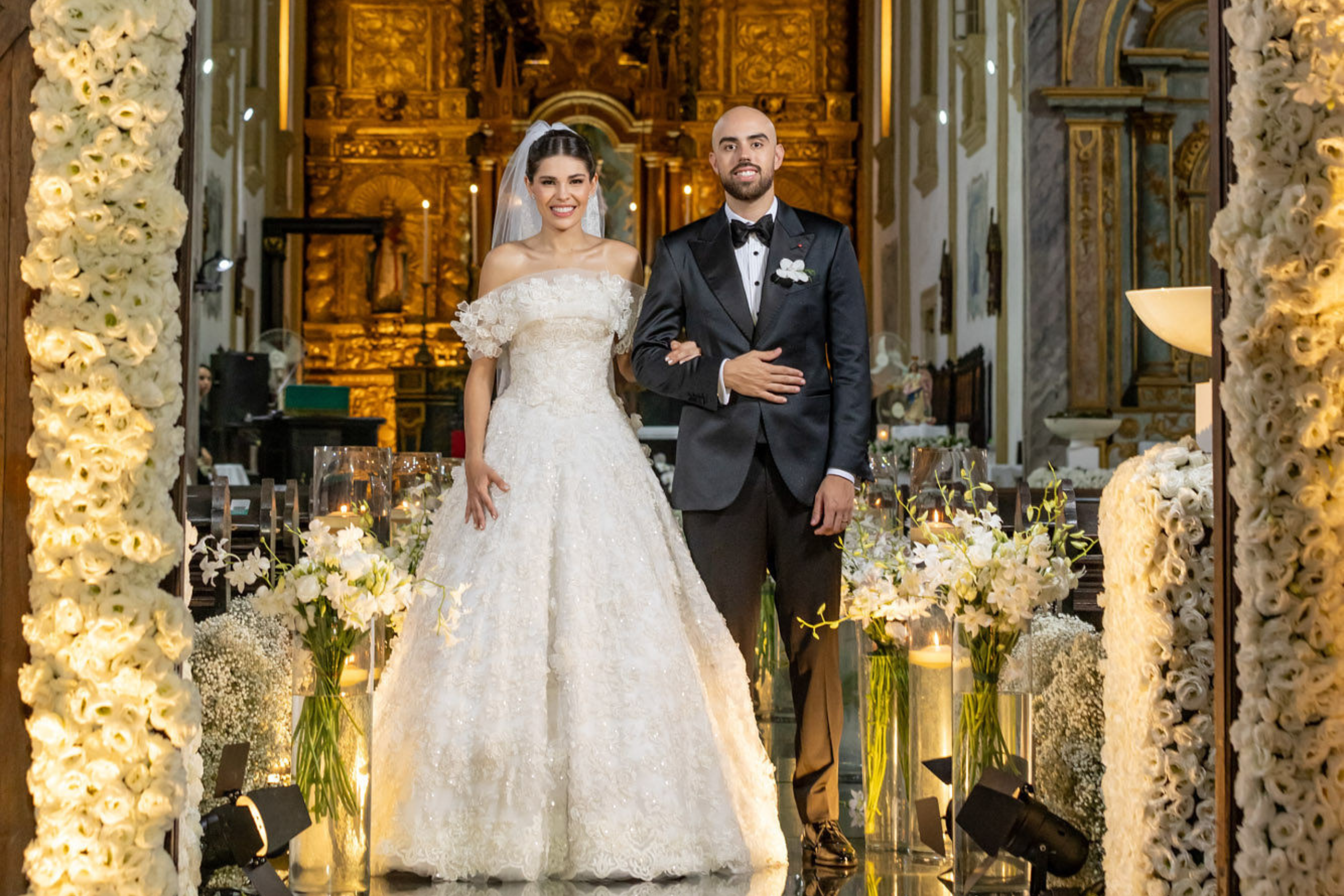 Vestidos de noiva 2026: Tendências em tecidos e design