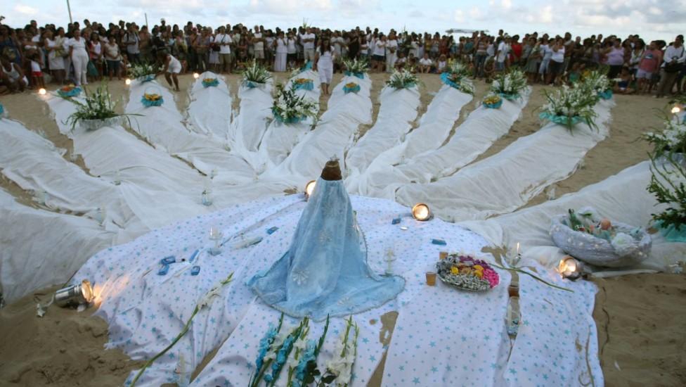 Casamento Umbandista na Praia: Dicas para uma Cerimônia Abençoada