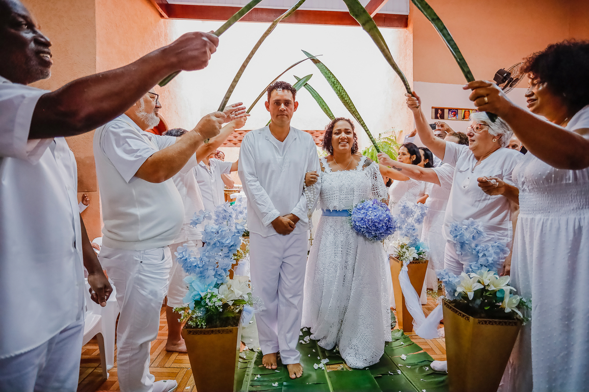 Guia Completo de Cores e Orixás para Casamentos Umbandistas