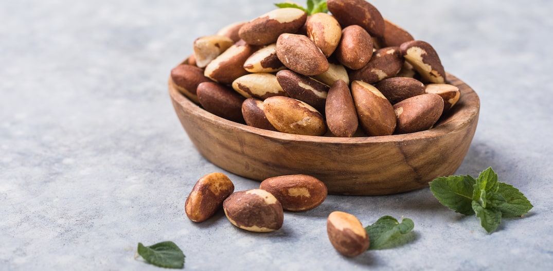 5 ideias de títulos:
1. Castanha-do-Pará: O Superalimento Essencial para sua Saúde
2. Descubra os Incríveis Benefícios da Castanha-do-Pará para o Corpo e Mente
3. Castanha-do-Pará: Guia Completo de Consumo e Benefícios
4. A Importância do Selênio: Como a Castanha-do-Pará Pode Ajudar
5. Castanha-do-Pará: Receitas Saudáveis e Dicas de Consumo