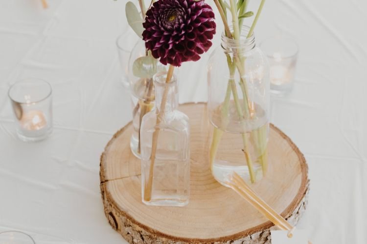 centro de mesa casamento com velas baratas