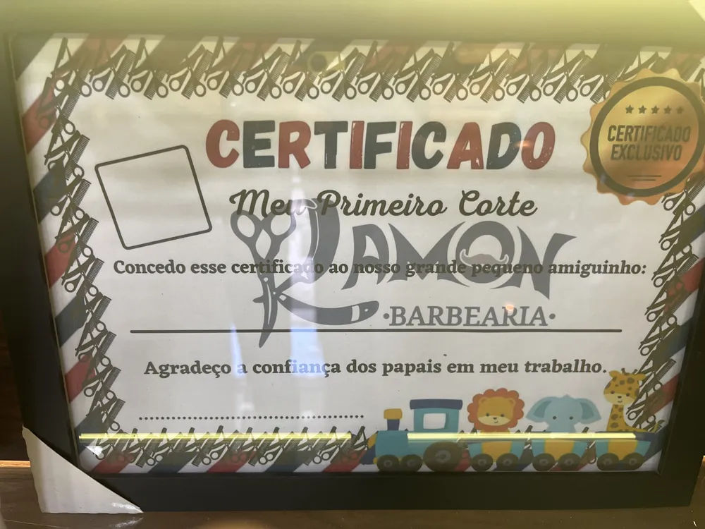 Os Melhores Papéis e Dicas de Impressão para seu Certificado de Primeiro Corte