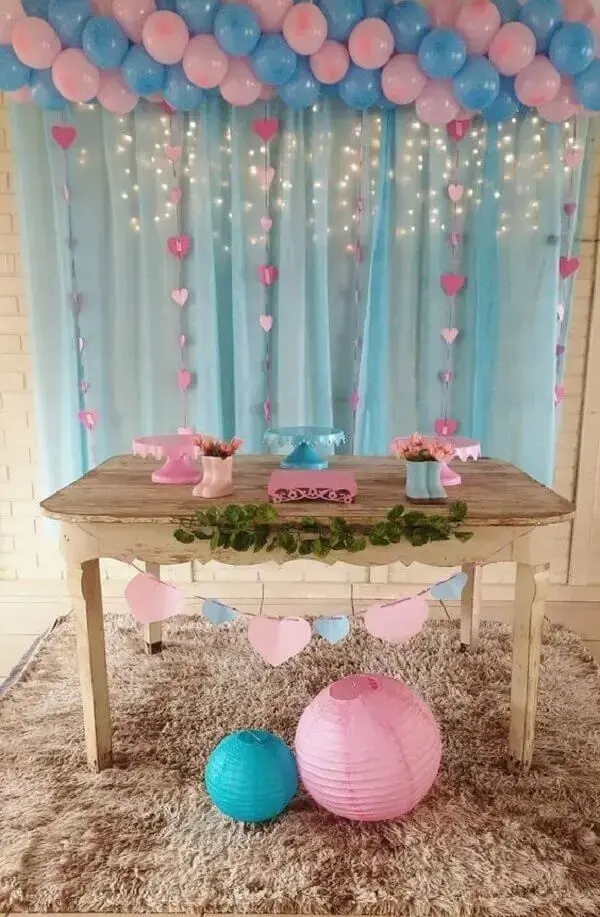decoração chá revelação com balões