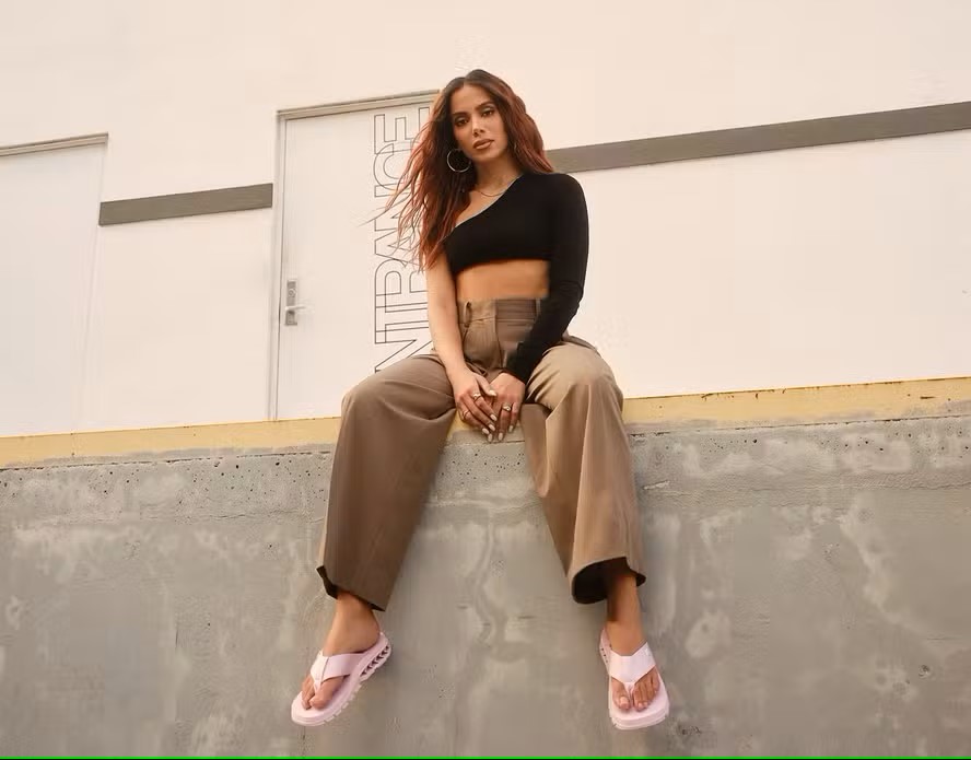 Modelos monocromáticos (ex: Rakka vermelho)