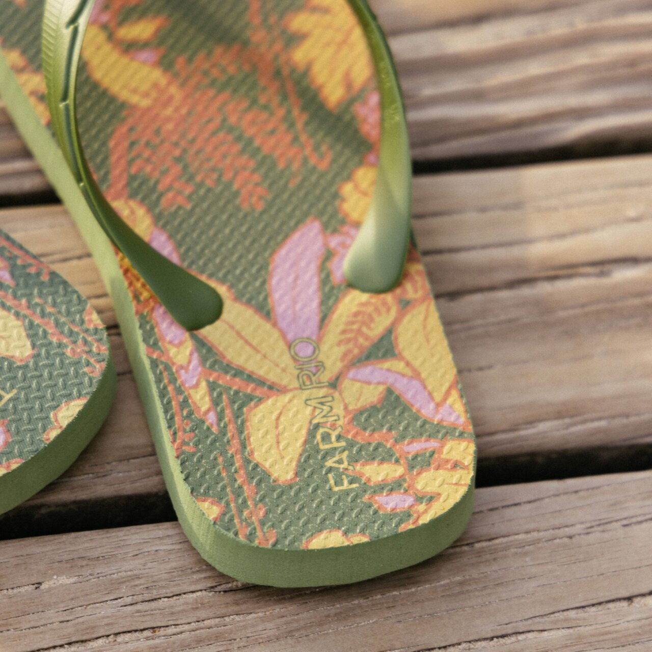 FARM Apé: Conheça a linha de chinelos exclusivos da marca