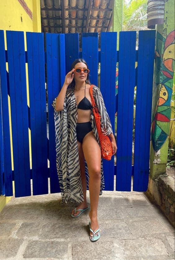chinelo havaianas monocromático
