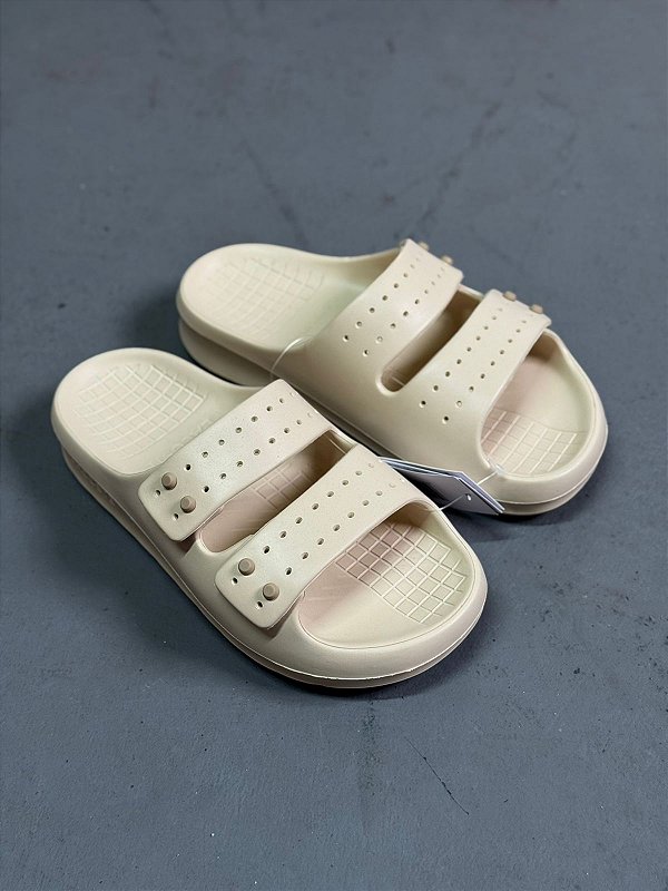 looks com chinelo lacoste branco feminino