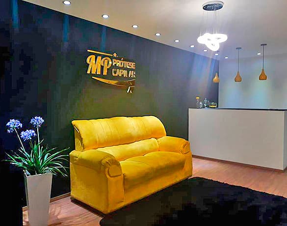 Guia Completo: Prótese Capilar Masculina vs. Feminina em SP