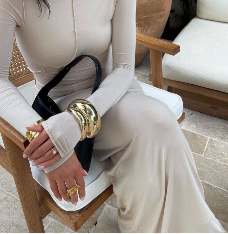 bracelete dourado com zircônia