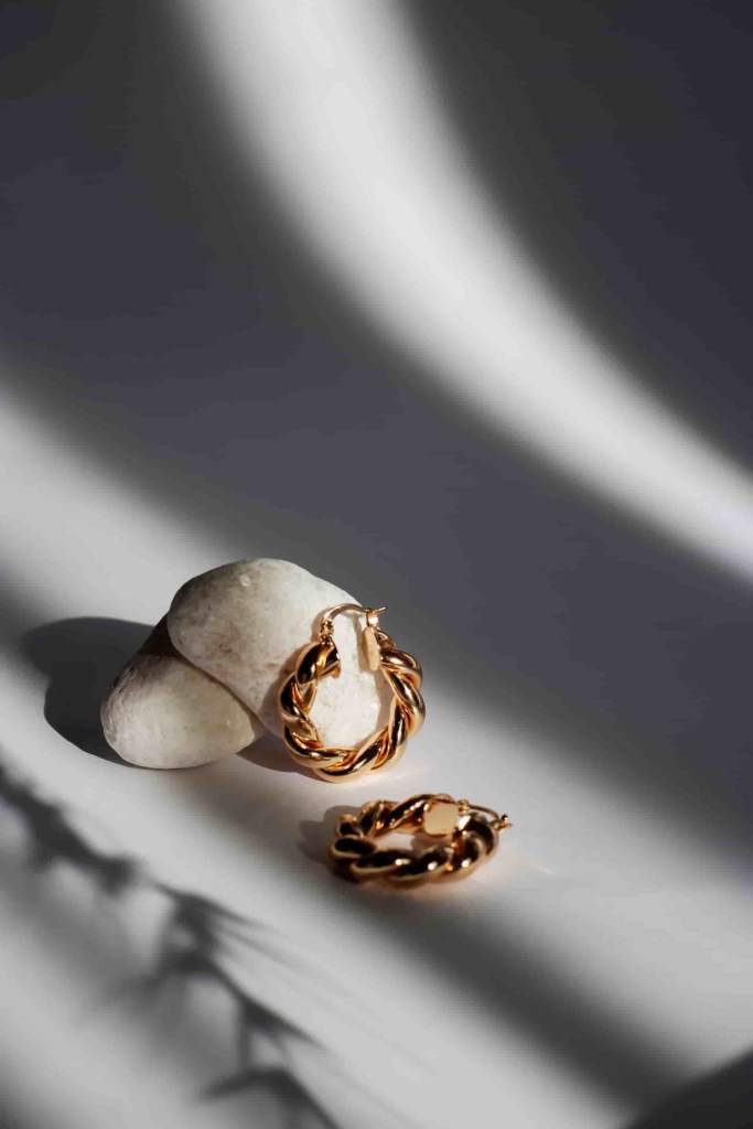 limpeza de ouro com água e sabão