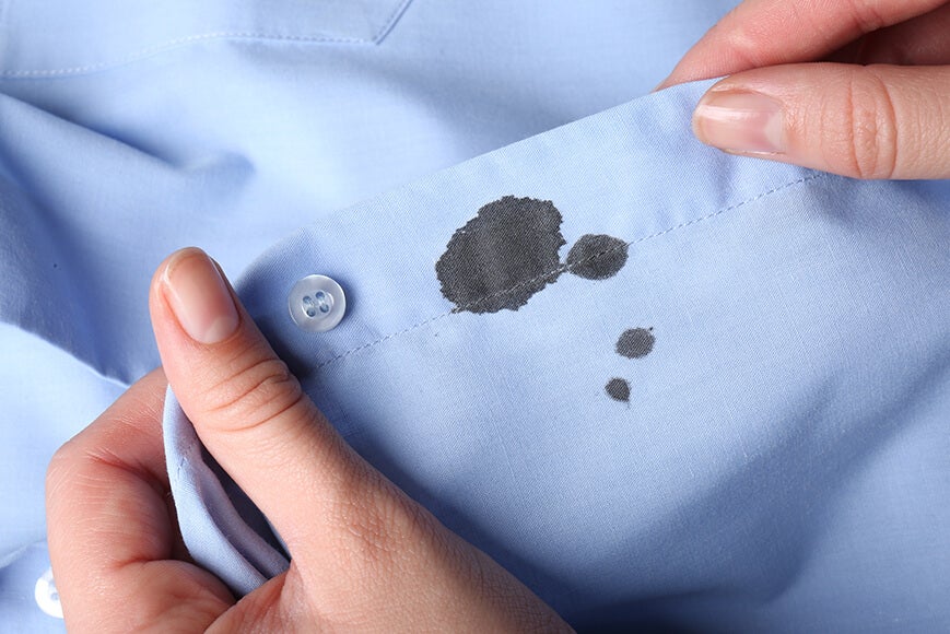 quanto custa um bom tira manchas para roupa colorida