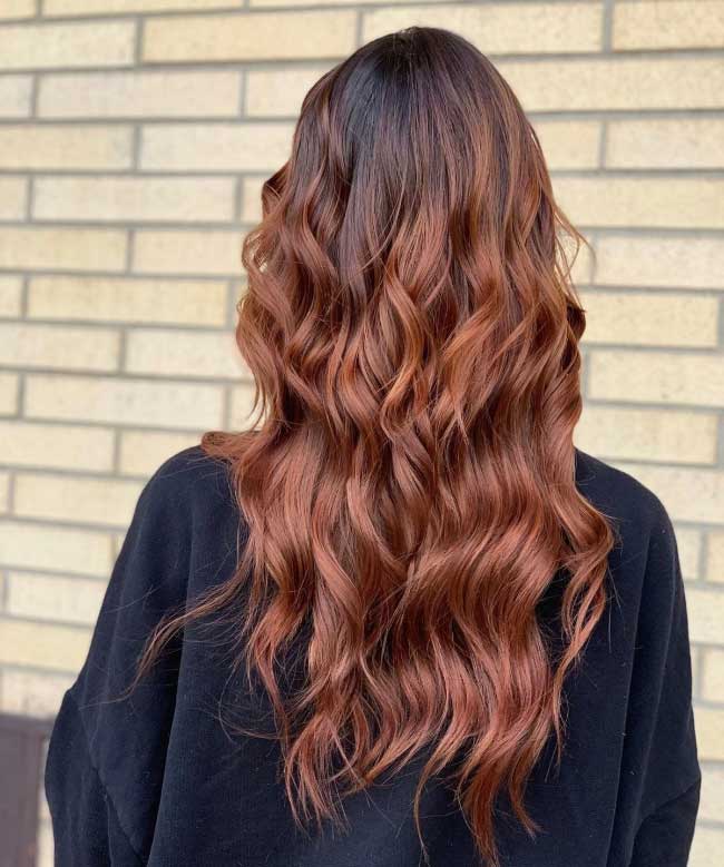 cor de cabelo chocolate acobreado