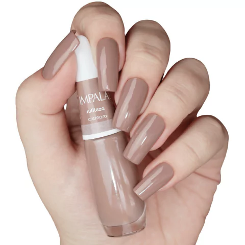 Como escolher a cor de esmalte ideal para sua pele