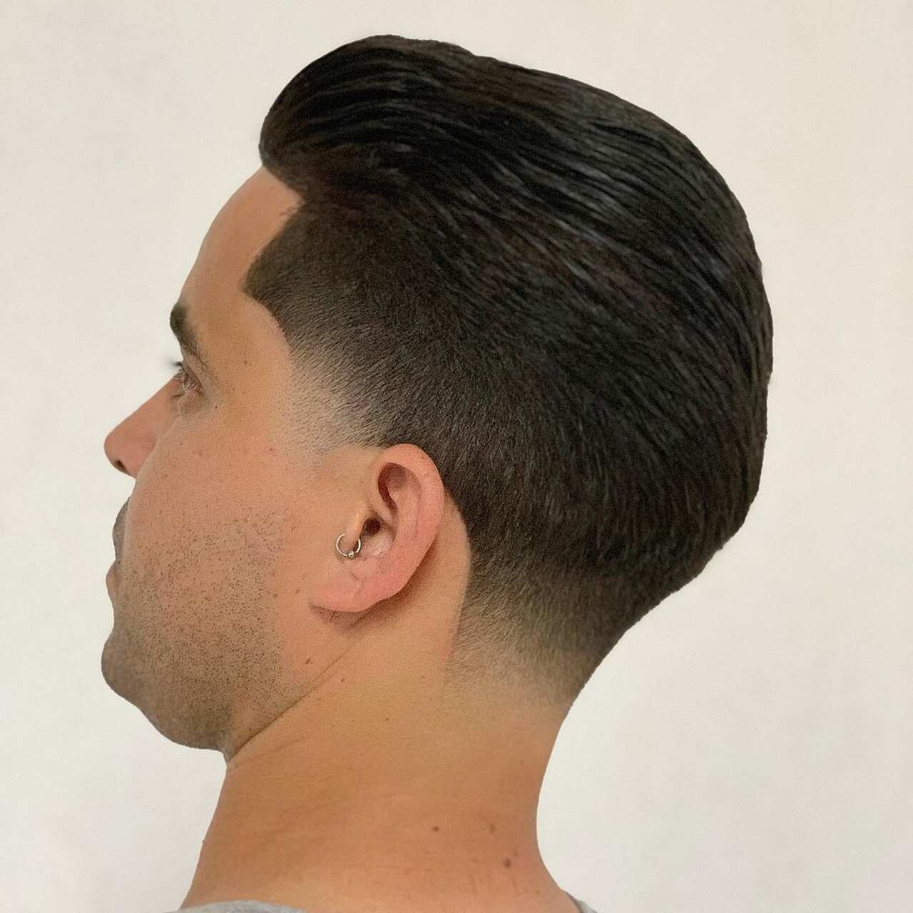 taper fade cabelo liso manutenção