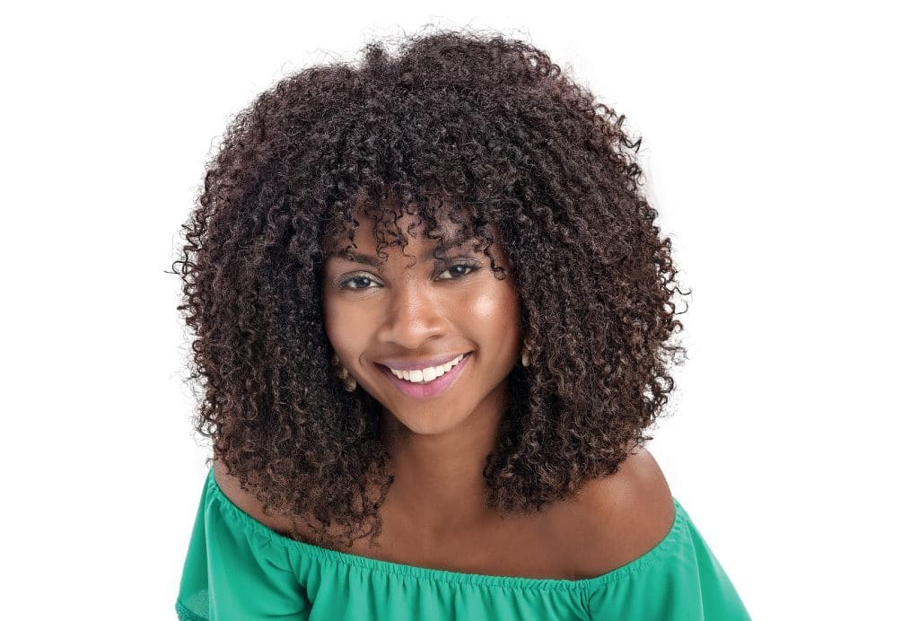 Shaggy Hair e Wolf Cut: Tendências Retrô que Dominam os Cachos em 2026