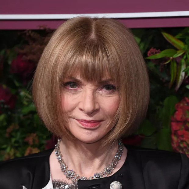 5 Cortes de Cabelo que Rejuvenescem o Rosto Após os 60 Anos
5 Dicas de Cortes de Cabelo para Mulheres Maduras
Como Escolher o Corte Ideal para Cabelos Grisalhos
Tendências de Cortes de Cabelo para 2026: Foco em Mulheres Acima dos 60
Os Melhores Cortes Curtos para Mulheres com Mais de 60 Anos